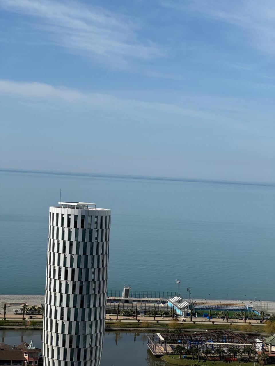 Daire Dar Tower Beachfront Panorama *